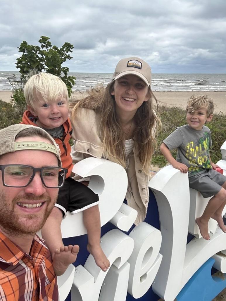 Frontier Window Cleaning Family